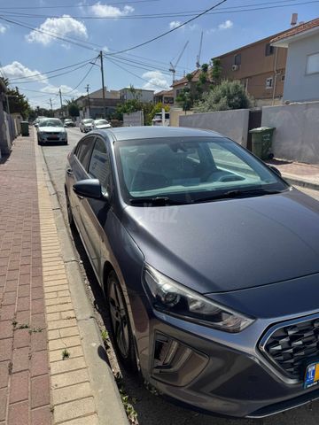 יונדאי איוניק