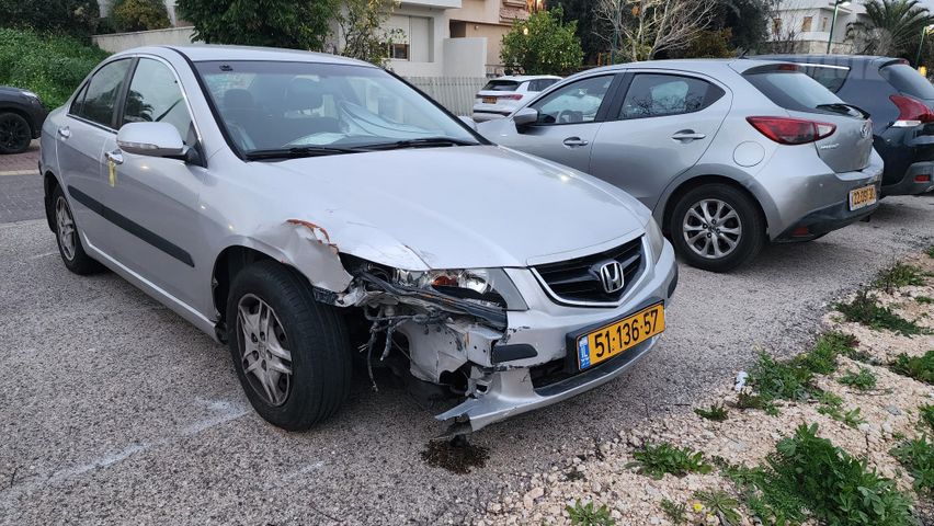 מודעת רכב הונדה אקורד