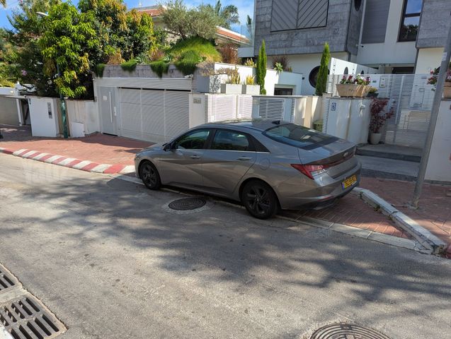 יונדאי אלנטרה