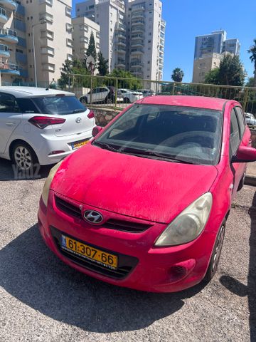 יונדאי i20