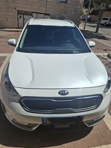 קיה נירו