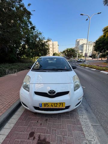 מודעת רכב טויוטה יאריס