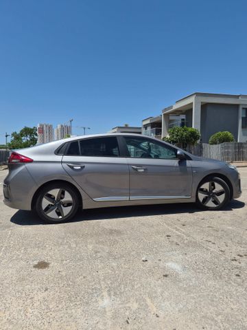 מודעת רכב יונדאי איוניק
