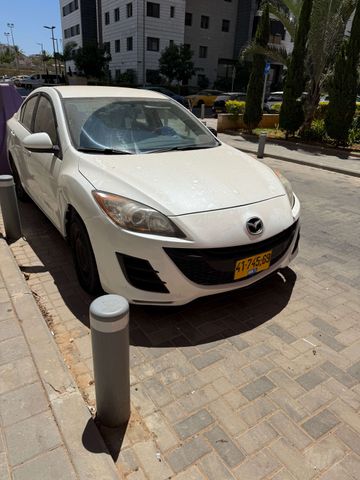 מאזדה 3