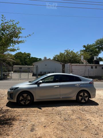 יונדאי איוניק