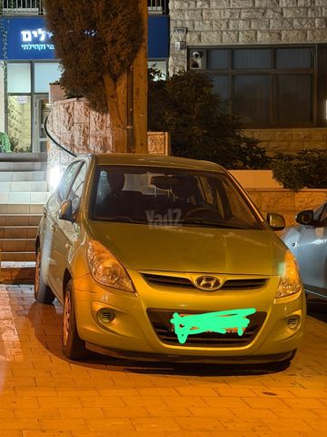 יונדאי i20