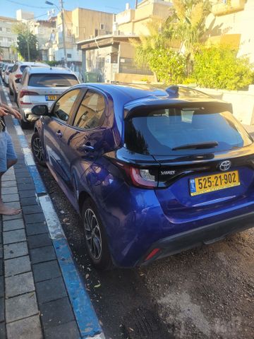 טויוטה יאריס