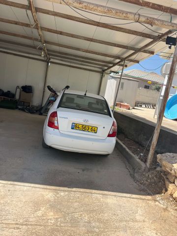 יונדאי אקסנט i25