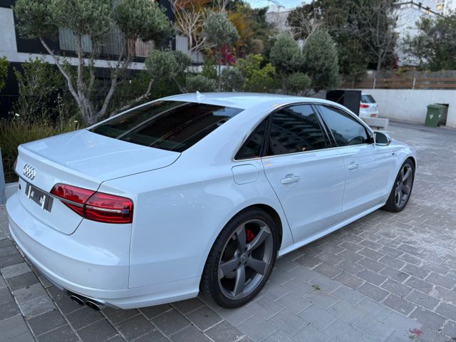 מודעת רכב אאודי S8
