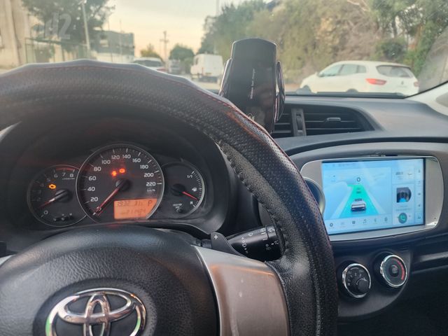 מודעת רכב טויוטה יאריס