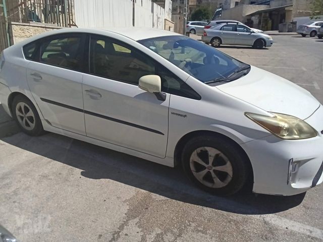 פריוס GLI MC היברידי אוט׳ 1.8 (99 כ״ס)