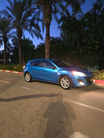 מאזדה 3