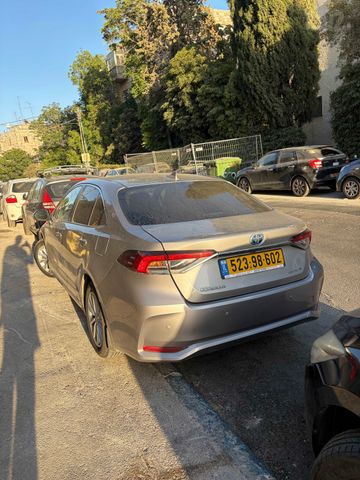 טויוטה קורולה