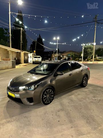 מודעת רכב טויוטה קורולה