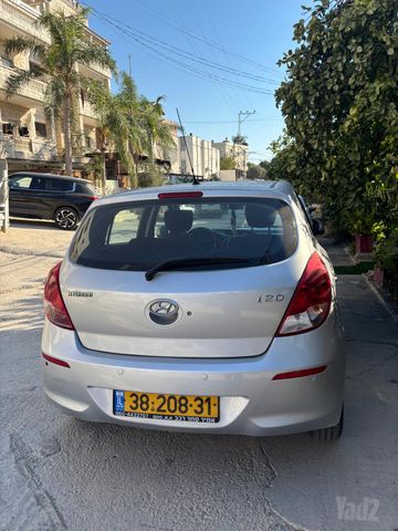 יונדאי i20