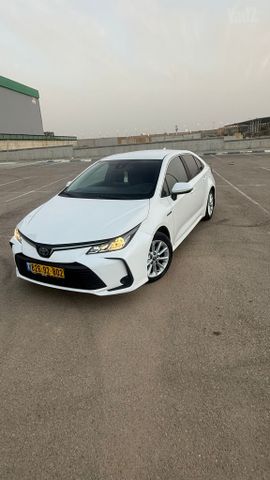 טויוטה קורולה