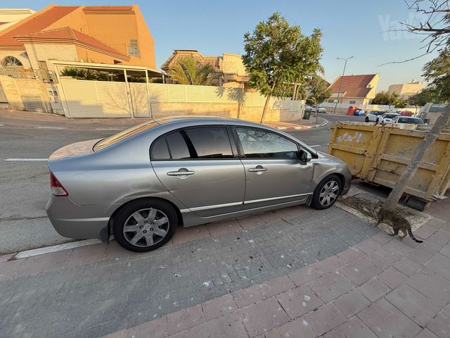סיוויק LS אוט׳ 1.8 (140 כ״ס)