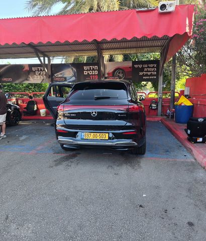 מרצדס-בנץ EQS SUV