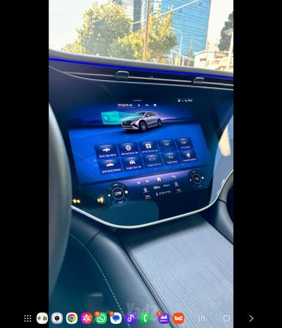 מרצדס-בנץ EQS SUV