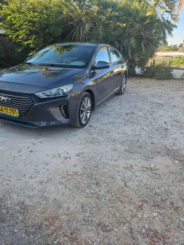 יונדאי איוניק