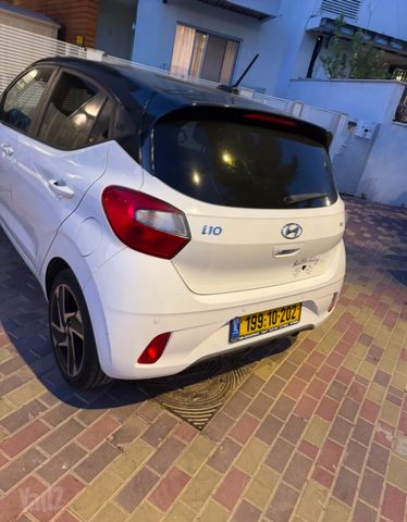 יונדאי i10