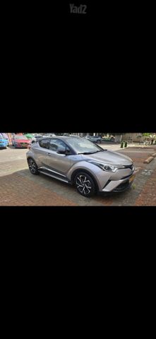 מודעת רכב טויוטה C-HR