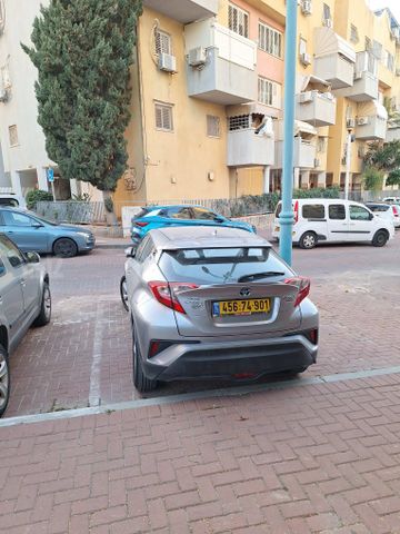 טויוטה C-HR