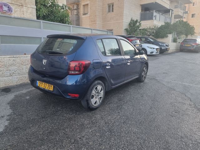 דאצ'יה סנדרו