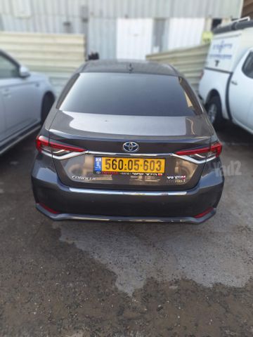 טויוטה קורולה
