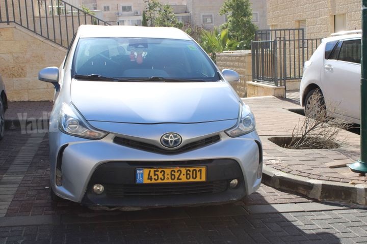 מודעת רכב טויוטה פריוס פלוס