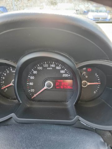 קיה פיקנטו