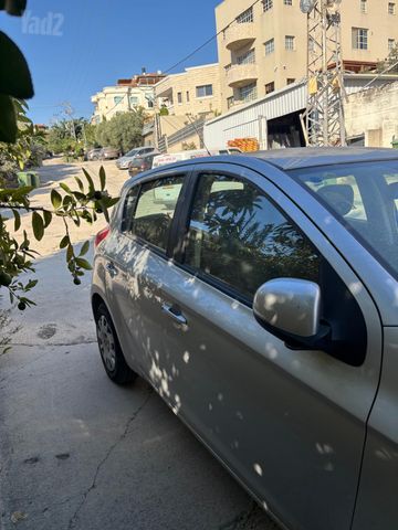 מודעת רכב יונדאי i20