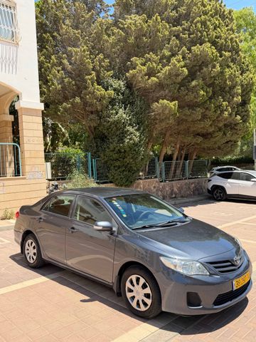 טויוטה קורולה