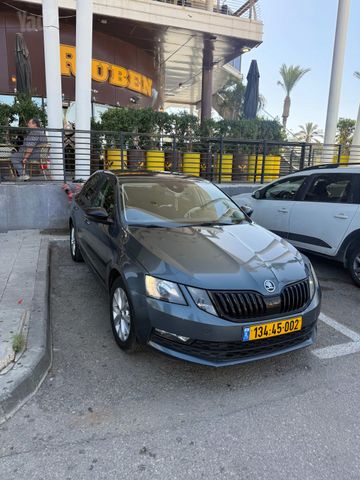סקודה אוקטביה