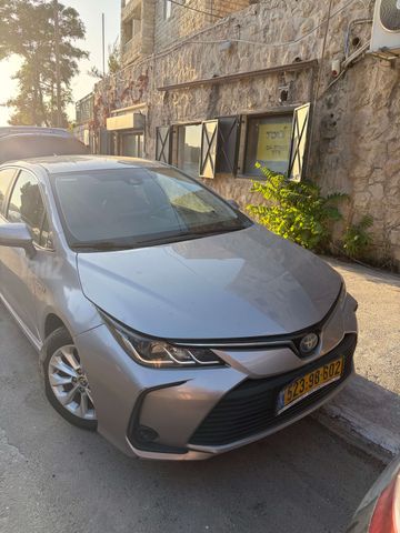 טויוטה קורולה
