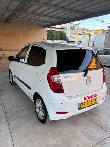 יונדאי i10