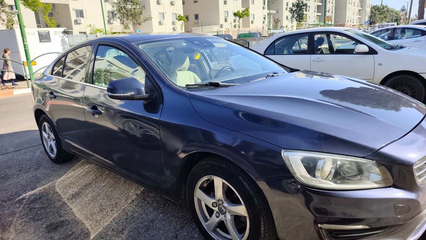 וולוו S60
