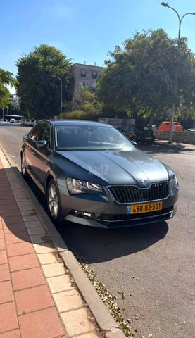 מודעת רכב סקודה סופרב