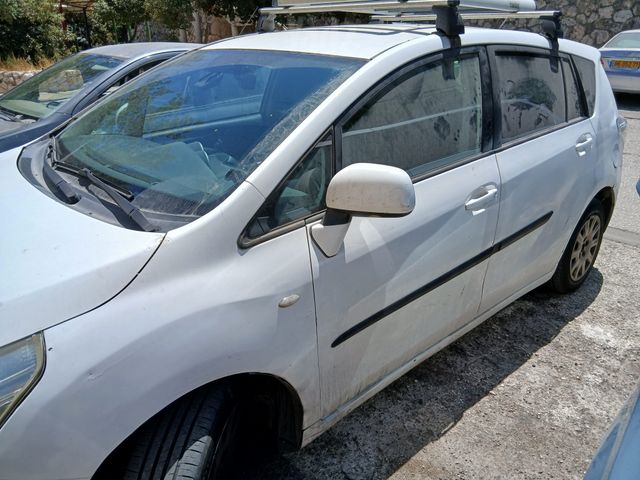 מודעת רכב טויוטה ורסו