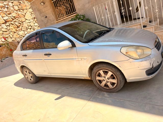 יונדאי אקסנט i25