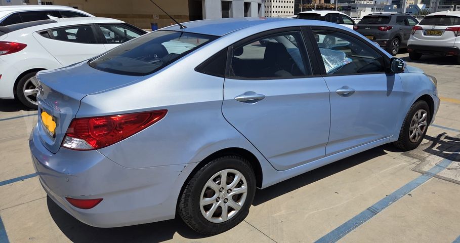 מודעת רכב יונדאי אקסנט i25