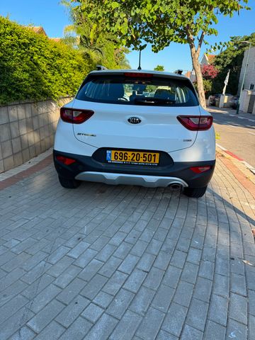 קיה סטוניק