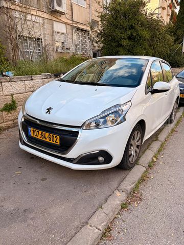 מודעת רכב פיג'ו 208