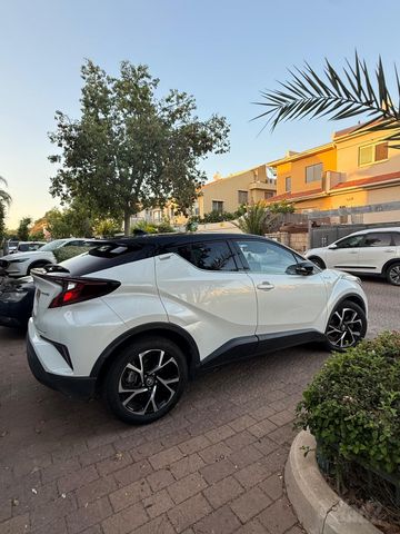 טויוטה C-HR