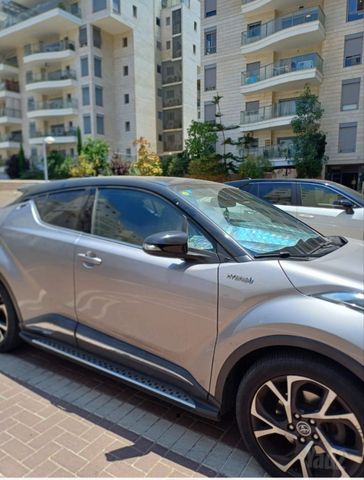 טויוטה C-HR