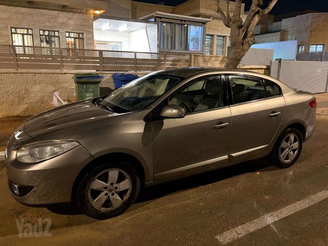 פלואנס Privilege אוט׳ דיזל 1.5 (110 כ״ס)