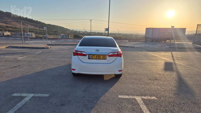 מודעת רכב טויוטה קורולה