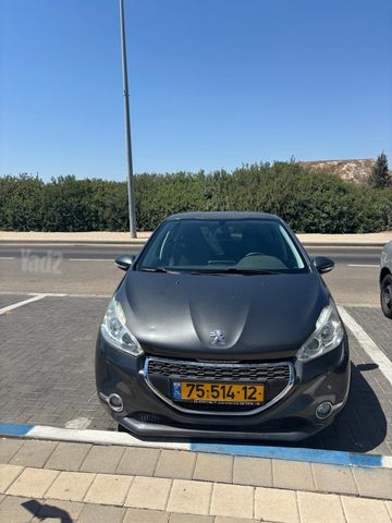 פיג'ו 208