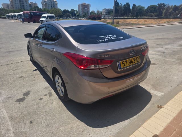 יונדאי I35