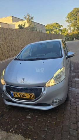 מודעת רכב פיג'ו 208
